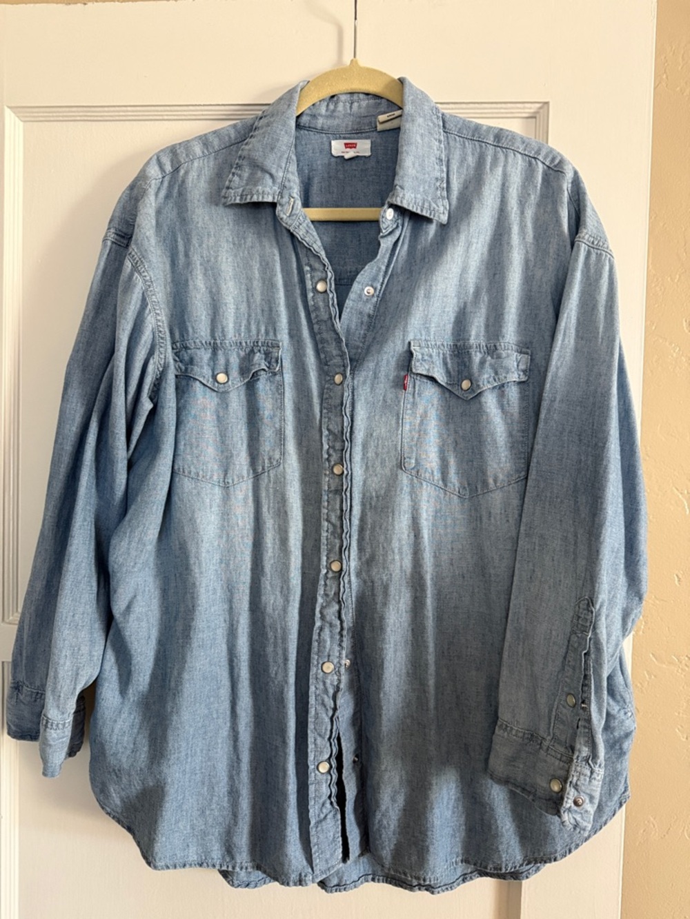 Levi's Western Lightweight Denim Snap Button Closure Shirt